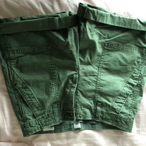 Army green girlfriend shorts
